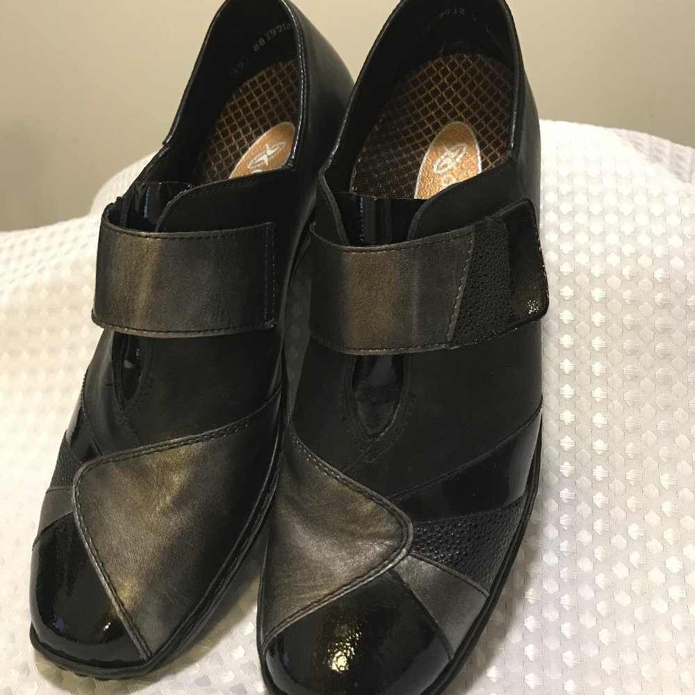 Aetrex womens shoes